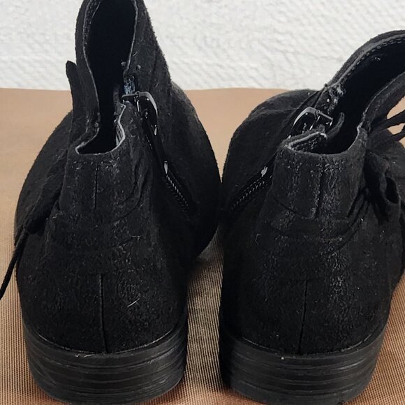 Unr8ed Black Faux Suede Side Bow and Side Zip Small Heel Reece Booties Kid Sz 8M - Picture 6 of 16